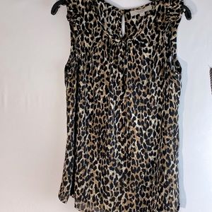 Loft Animal Print Key Hole Back Closure Short Sleeve Blouse Top Size M